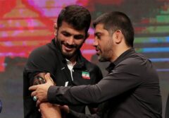 دبیر: فوتبال بالاتر از کشتی نیست