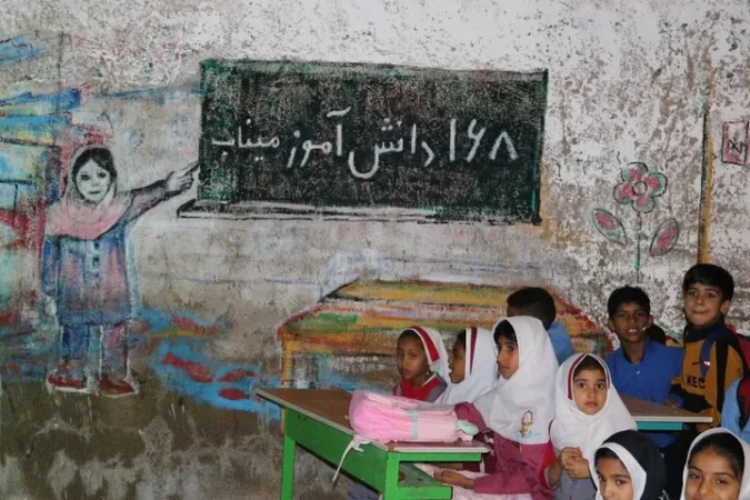شهادت ۱۸۵ دانش‌آموز و معلم